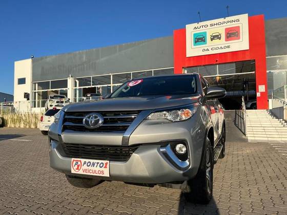 TOYOTA HILUX 2.7 SR 4X2 CD 16V FLEX 4P AUTOMÁTICO